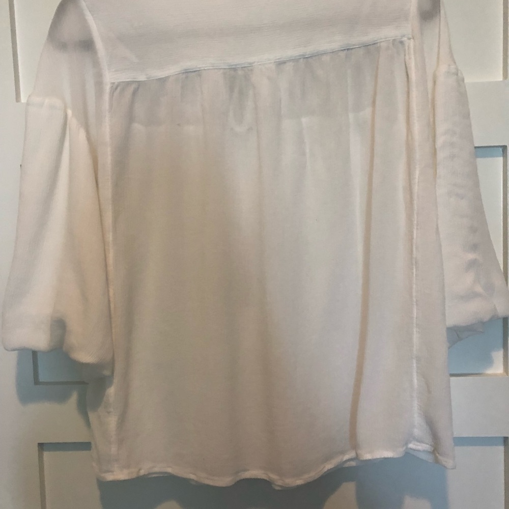 Boho style embroidered top - Picture 5 of 7